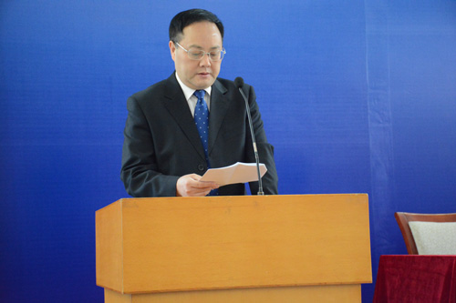 石佑启教授开幕式上台致辞