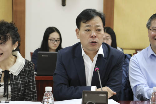 我院院长杨魁作开幕式致辞