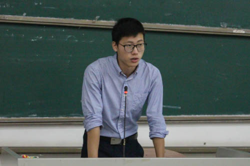 16级辅导员陈博菲讲话