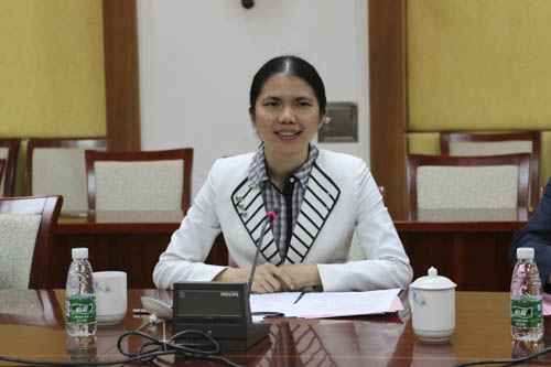 新华网广东频道副总编辑黄玫