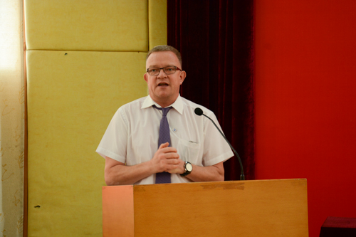 教师代表Matt发言