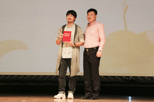 《外卖员》郑穗阳获最佳男主角