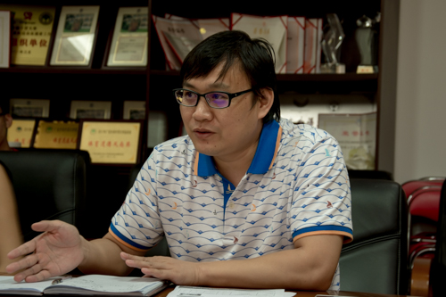 赵建国教授出席会议