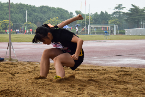 女子三级跳张婉清