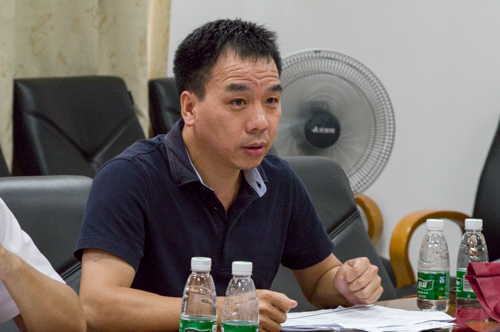 设备科科长谢继光